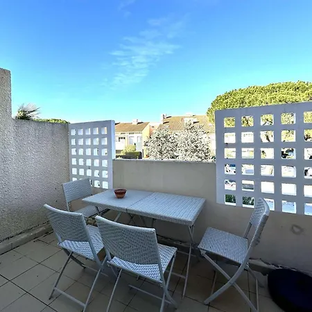Hyevass Pour 4 Personnes Proche De La Des Salins Situe A Lejlighed *