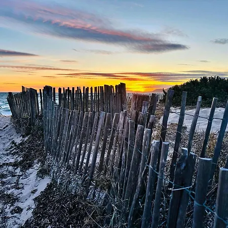Hyevass Pour 4 Personnes Proche De La Des Salins Situe A